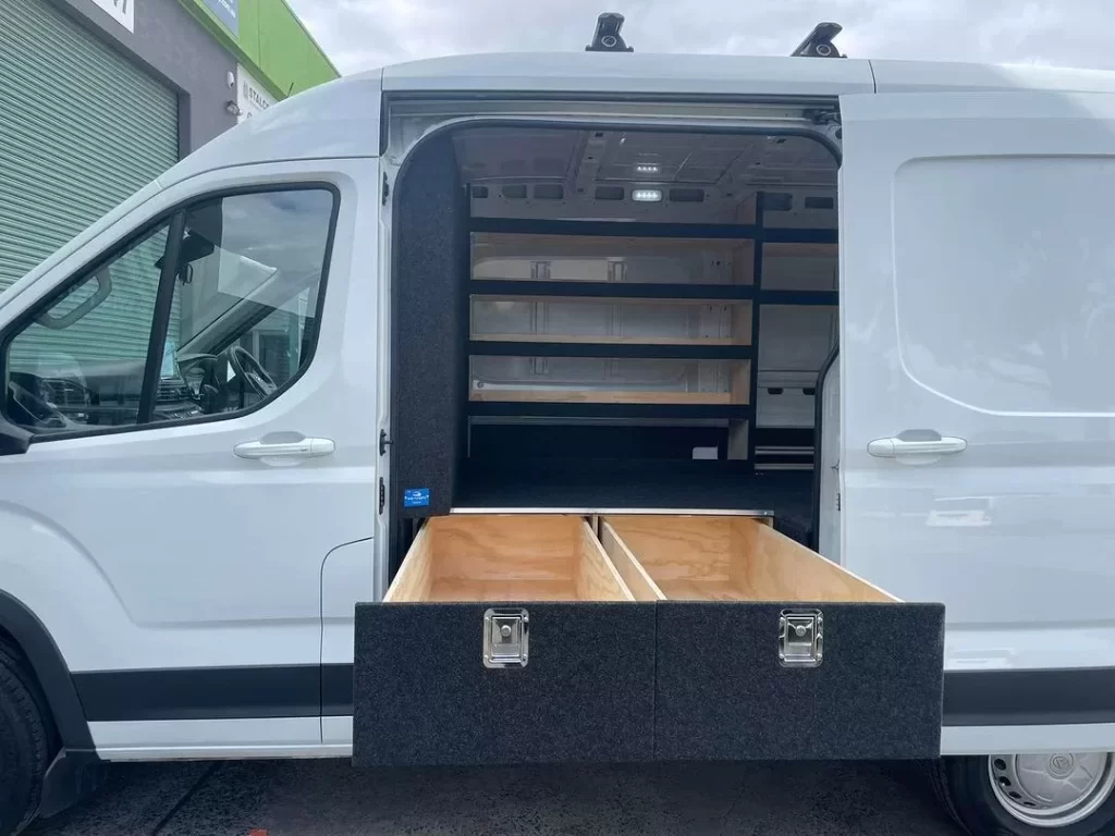 Tradie van fitouts